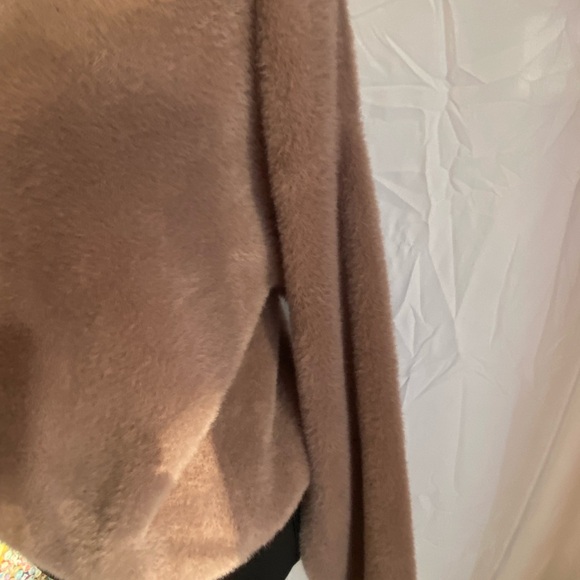 Cyrus Soft Mauve Turtleneck Sweater - Picture 7 of 9